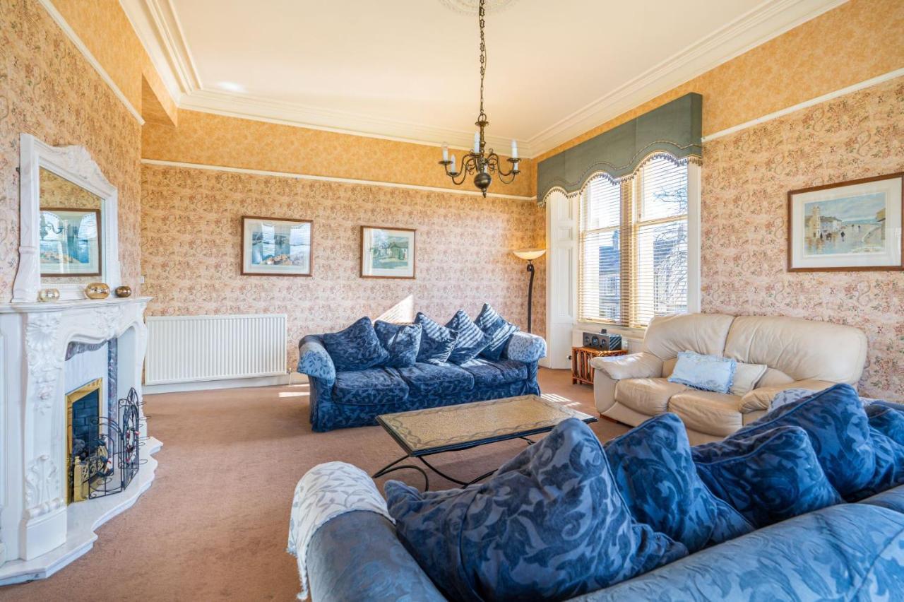 Royal Gardens Apartments Stirling Bagian luar foto