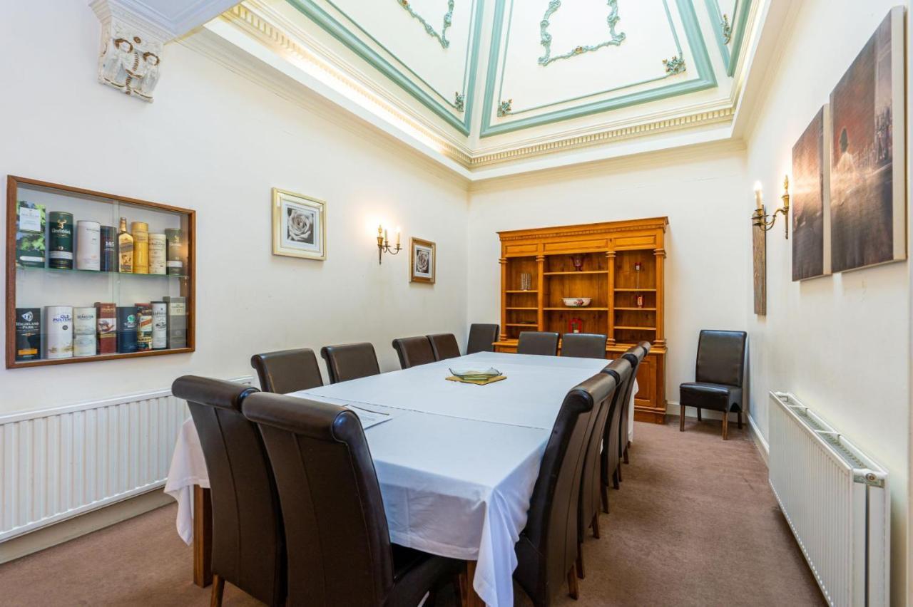 Royal Gardens Apartments Stirling Bagian luar foto