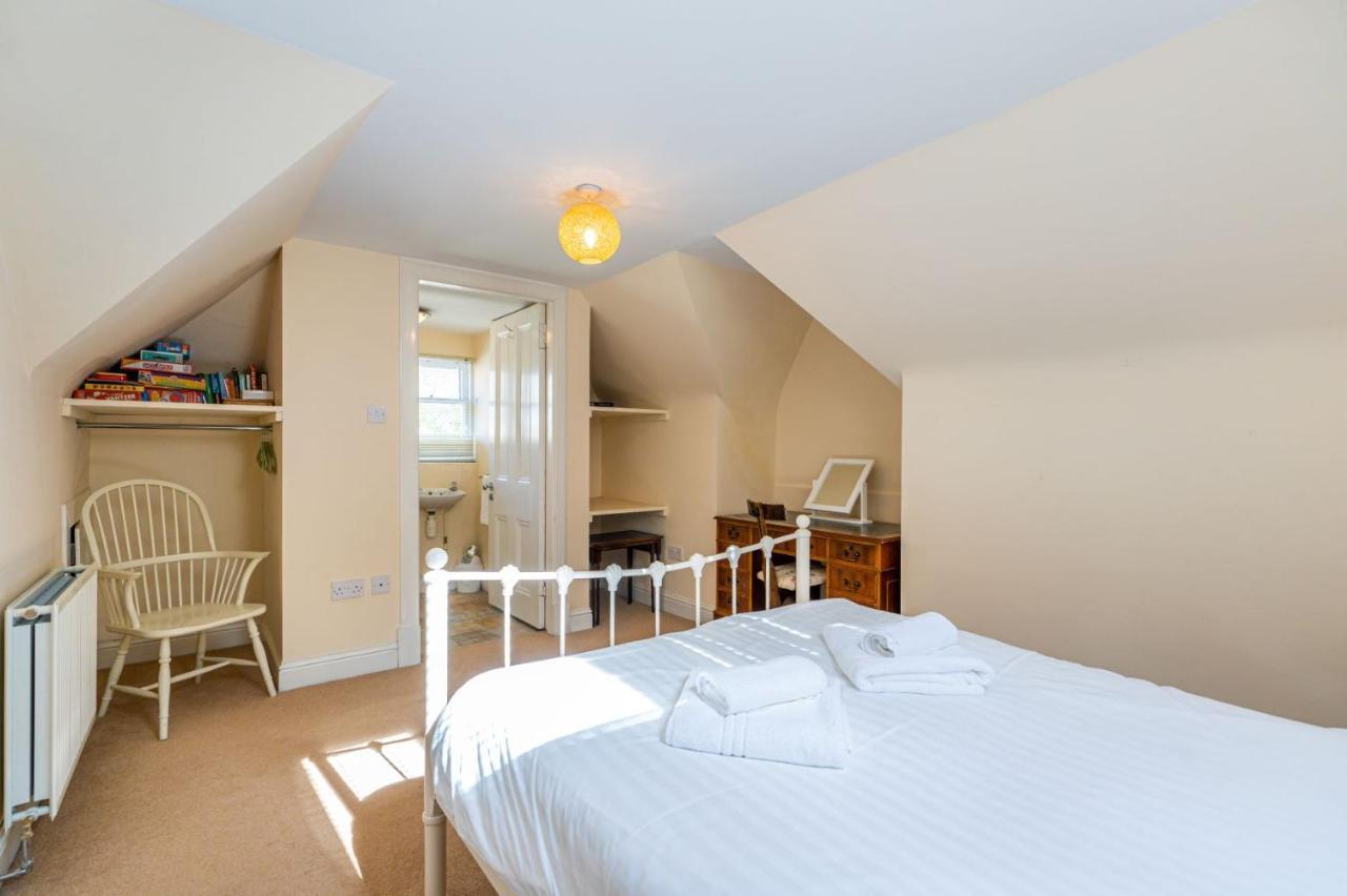 Royal Gardens Apartments Stirling Bagian luar foto